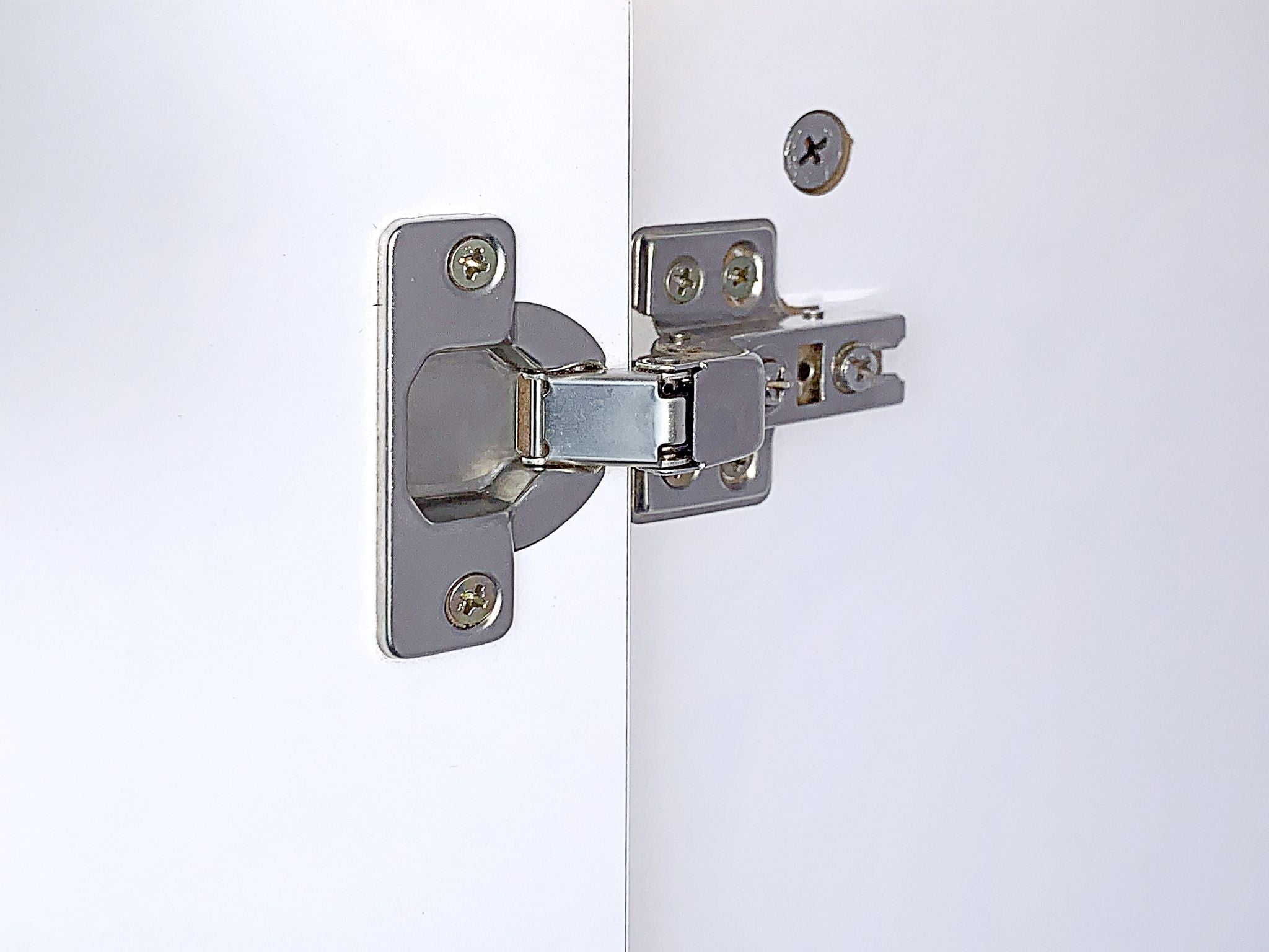 Nails Mobile Table with Chest of Drawers